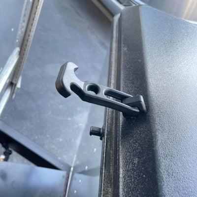 Short Rubber Latch
